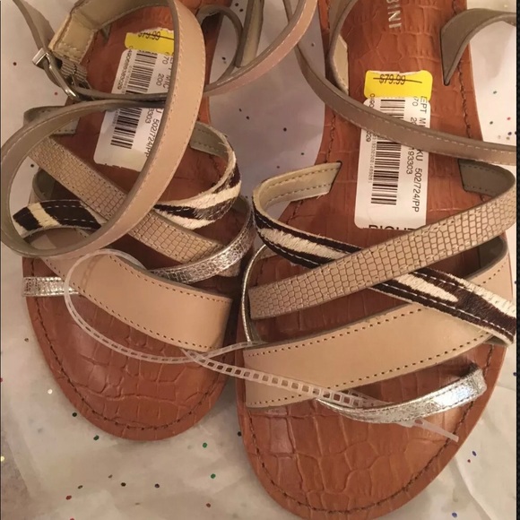 “Gianni Bini” Wrap around ankle sandals 7 1/2M - Picture 4 of 7